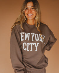 New York City Pullover in Mocha